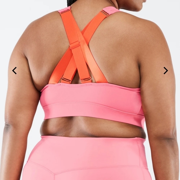 Fabletics Workout Set - Picture 7 of 7